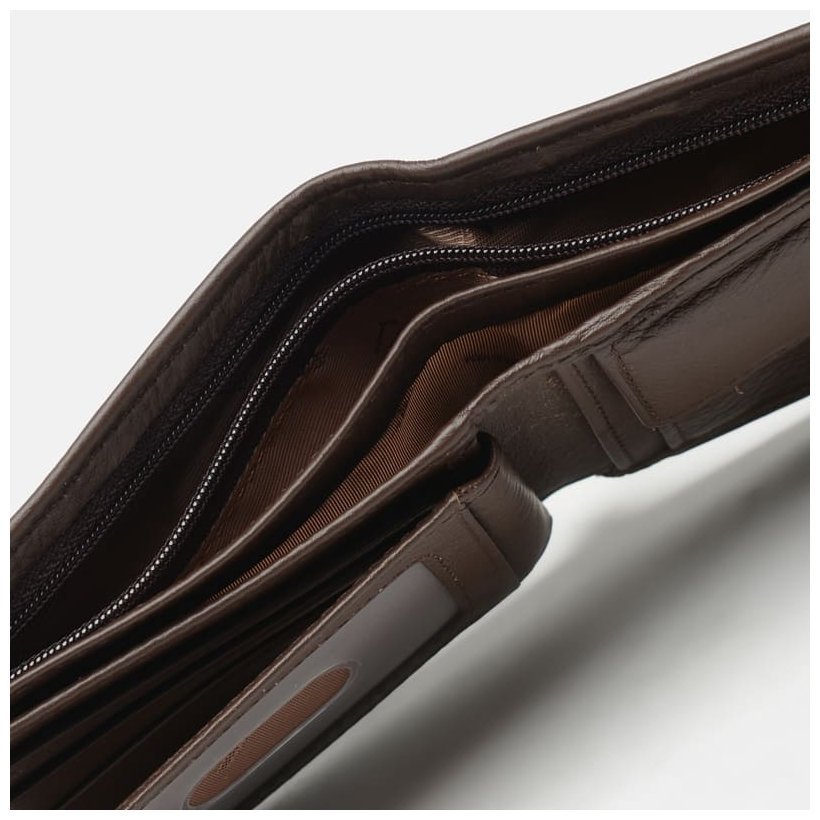 Мужские кожаное портмоне коричневого цвета для купюр, карт и монет Tailian 72701