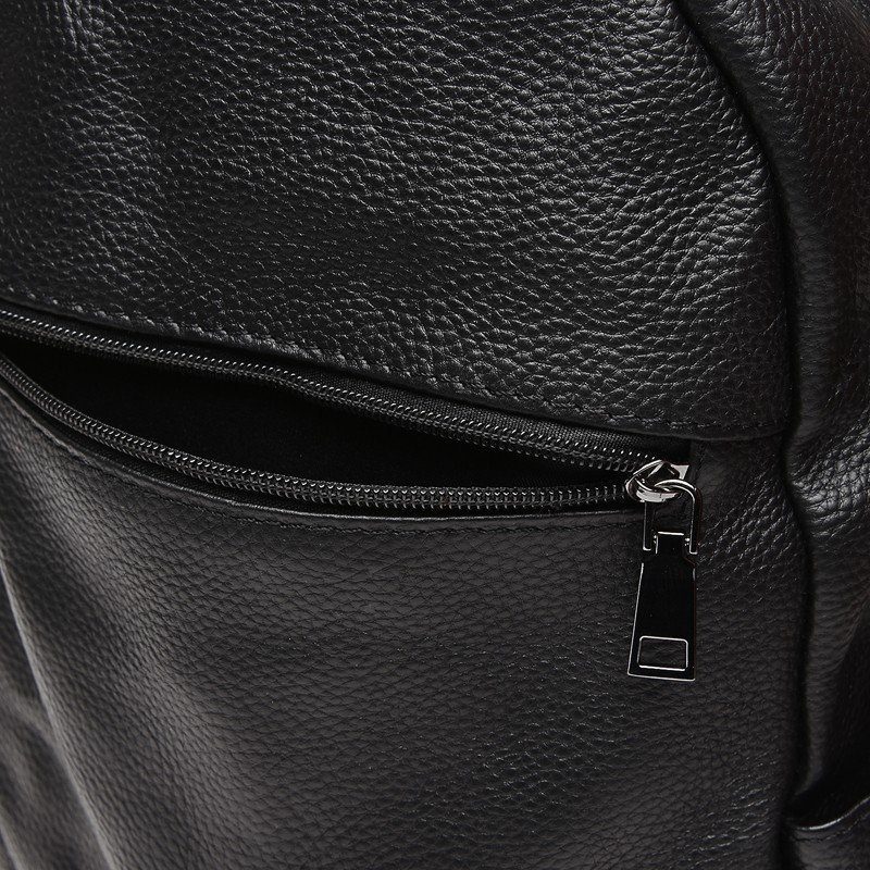 Женский кожаный рюкзак черного цвета с ярко-выраженной фактурой Keizer (19261)