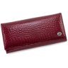 Просторный женский кошелек красного цвета из лаковой кожи под рептилию ST Leather 70802 - 3