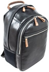 Вместительный мужской рюкзак из натуральной гладкой кожи Ashwood черного цвета 94102