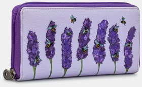 Шкіряний жіночий гаманець на блискавці з гарною нашивкою бджіл та лаванди Yoshi (Baxter Bee Lavender Plum) 94402