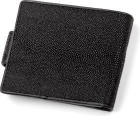 Черный кошелек из натуральной кожи морского ската с хлястиком STINGRAY LEATHER (024-18002)