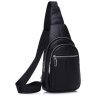 Чоловіча сумка-слінг через плече із фактурної шкіри в класичному чорному кольорі Tiding Bag 77502 - 1