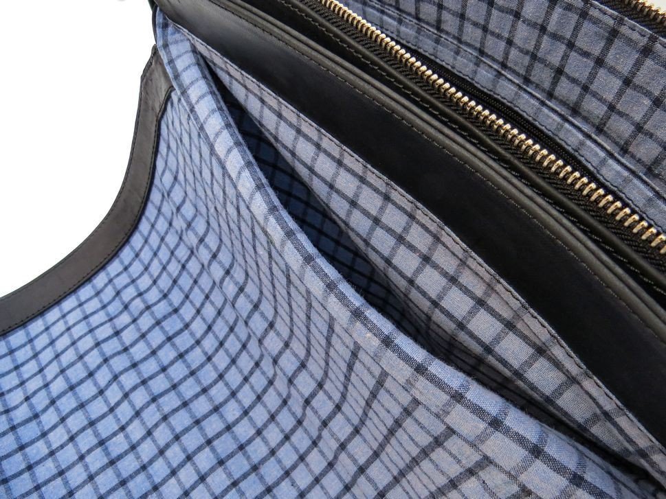 Винтажная мужская сумка-мессенджер из натуральной кожи черного цвета TARWA (21686)