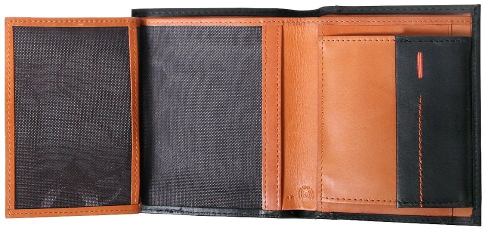 Кожаное мужское портмоне оригинального дизайна Beverly Hills с монетницей Vip Collection 102503 фото №3 Кожаное мужское портмоне оригинального дизайна Beverly Hills с монетницей Vip Collection 102503 modnotak фото №3