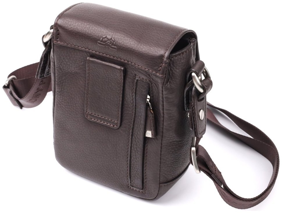 Небольшая кожаная мужская сумка с клапаном из мягкой натуральной кожи коричневого цвета Tony Perotti 103303 фото №2 Небольшая кожаная мужская сумка с клапаном из мягкой натуральной кожи коричневого цвета Tony Perotti 103303 modnotak фото №2