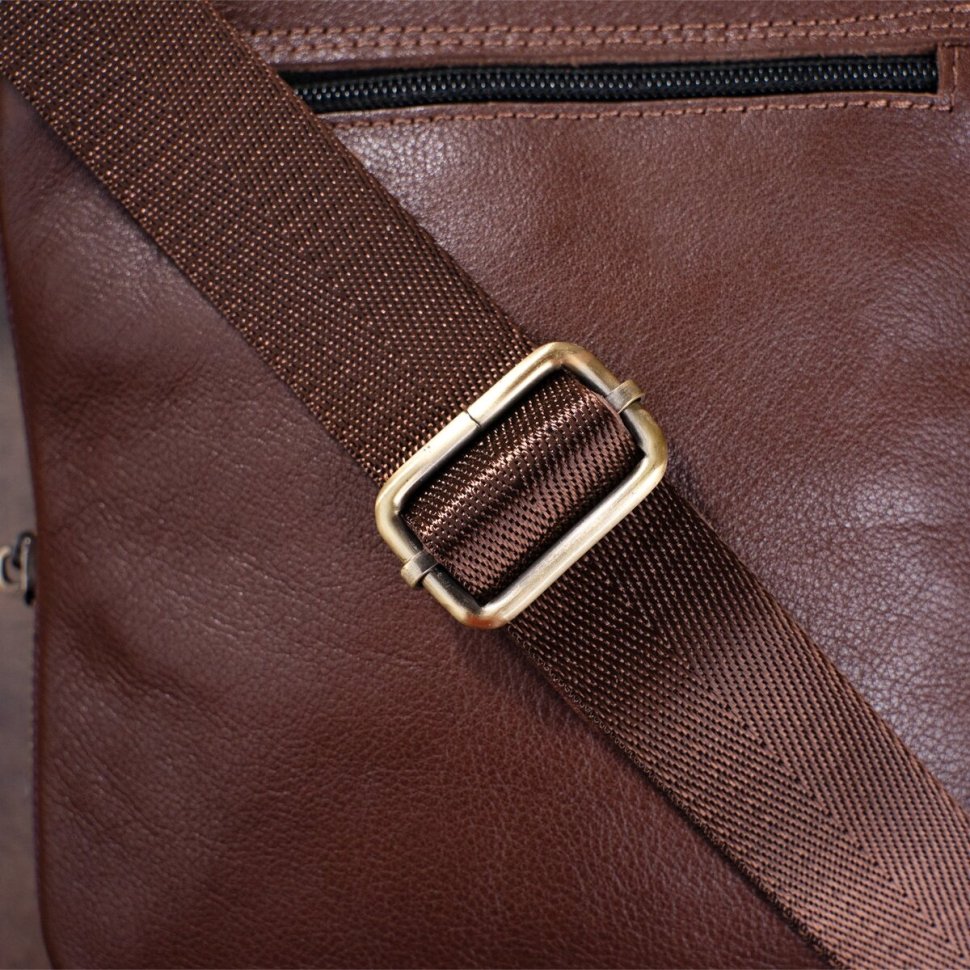 Чоловіча шкіряна сумка-планшет із клапаном коричневого кольору SHVIGEL (19114)