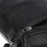 Практичная мужская кожаная сумка в черном цвете с фиксацией на клапан Keizer (21357) - 8