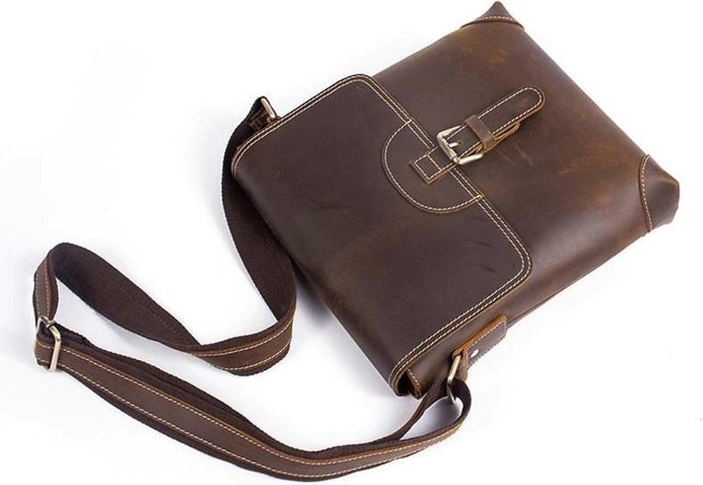 Наплечная сумка планшет из винтажной кожи Crazy Horse с клапаном VINTAGE STYLE (14675)
