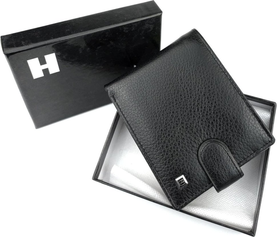 Чоловічий портмоне з натуральної шкіри флотар з фіксацією на хлястик з кнопкою H-Leather Accessories (21544)