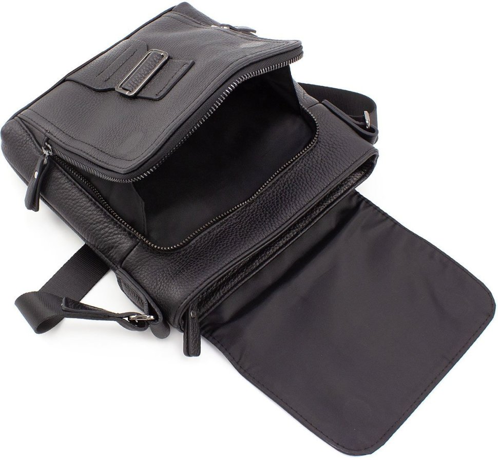 Чорна чоловіча сумка з натуральної шкіри з ремінцем на плече Leather Collection (11126)