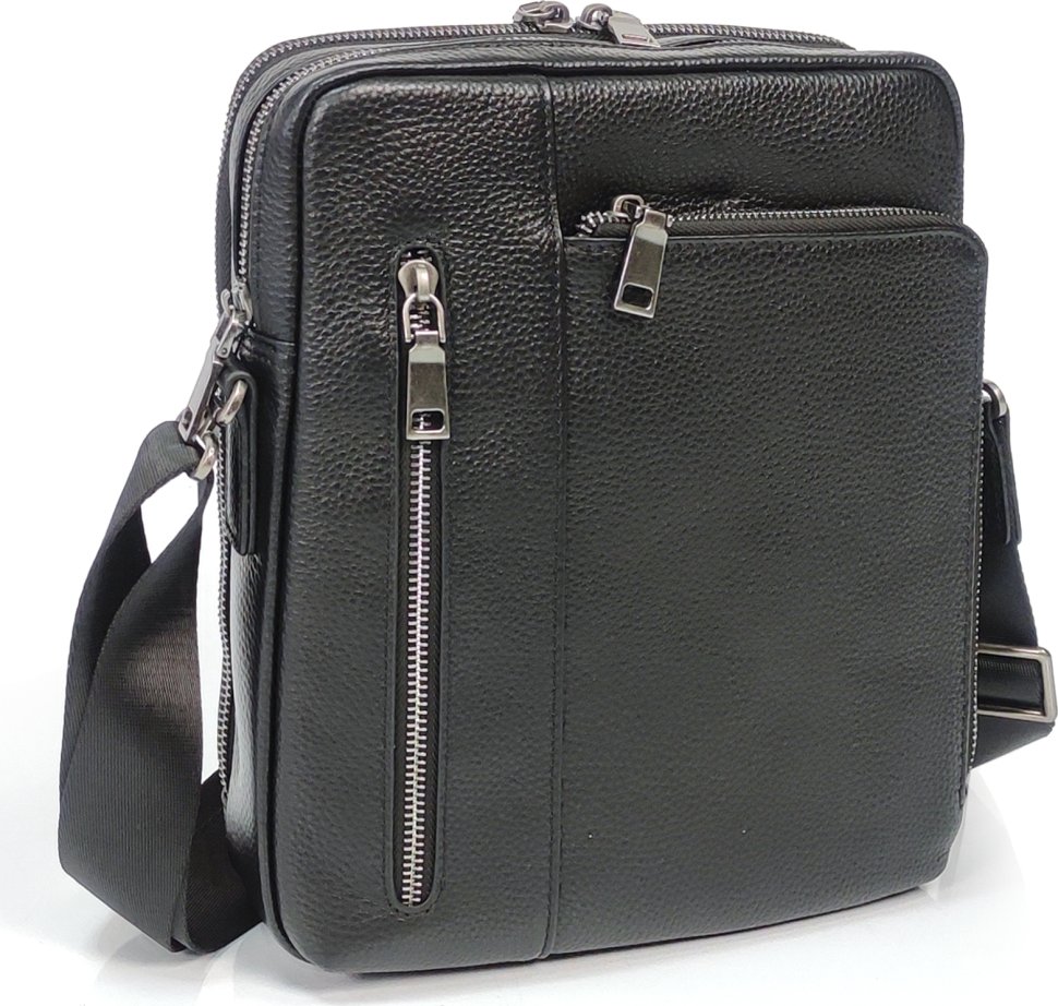 Небольшая мужская плечевая сумка из зернистой кожи черного цвета на две молнии Tiding Bag (21228)