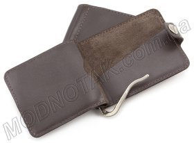 Коричневый зажим для купюр и карточек на кнопке ST Leather (18576)