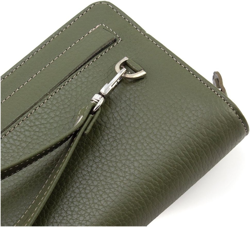 Великий жіночий гаманець-клатч із натуральної шкіри оливкового кольору Karya 67504