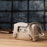Компактная женская сумка на каждый день из фактурной кожи белого цвета Vintage 98204 modnotak фото - 9