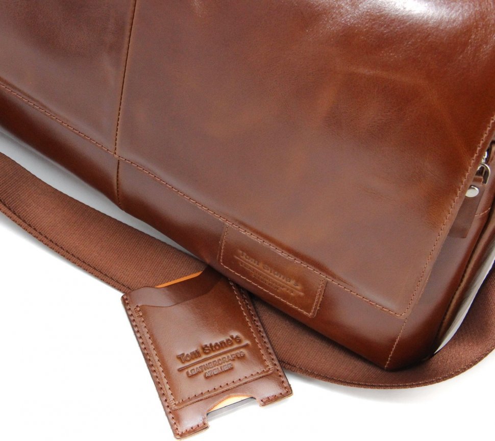 Чоловіча сумка-месенджер з вінтажної шкіри коричневого кольору Tom Stone (10988)