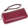Місткий жіночий гаманець із лакової шкіри під рептилію у червоному кольорі ST Leather 70805 - 4