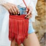 Кожаная наплечная сумка кроссбоди красного цвета с бахромой BlankNote Fleco (12664) - 5