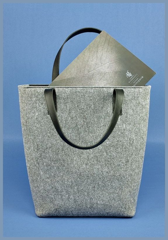 Фетровая сумка шоппер я фиксацией на молнии BlankNote D.D. (12682)