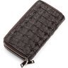 Удобный кошелек-клатч коричневого цвета из премиальной кожи крокодила CROCODILE LEATHER (024-18006) - 2