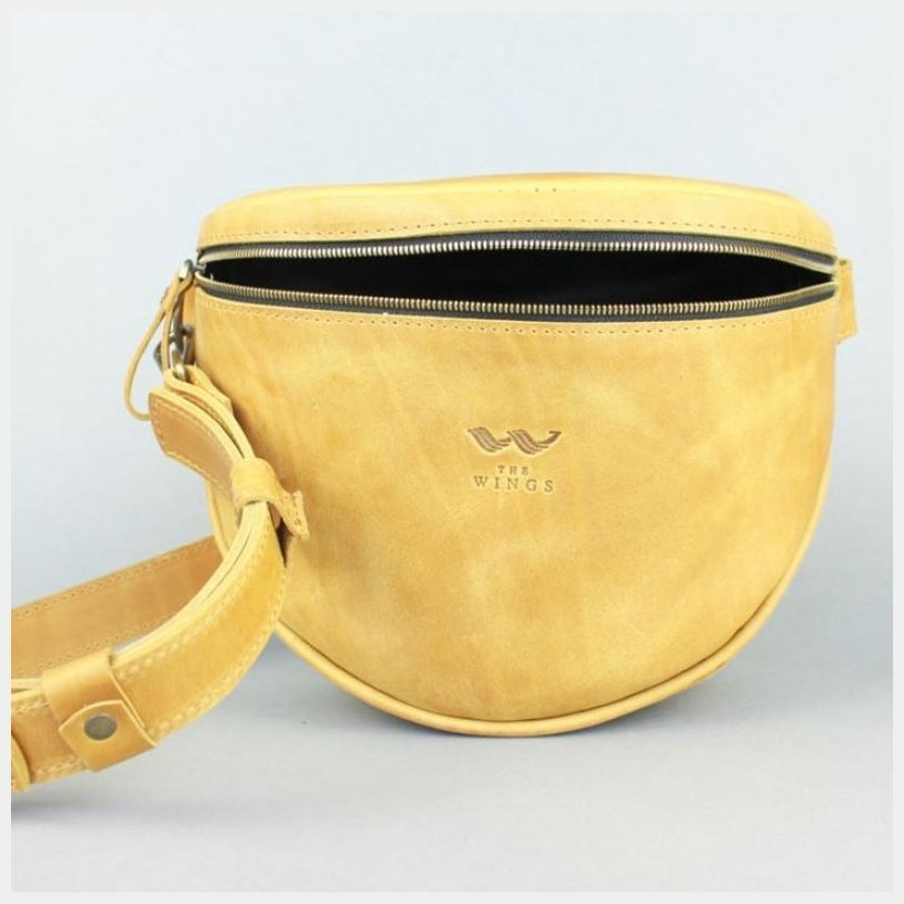 Жовта жіноча сумка-бананка із вінтажної шкіри BlankNote Vacation 79105