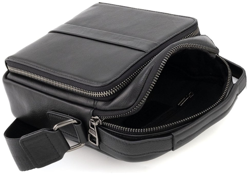 Наплечная кожаная мужская сумка-барсетка с ручкой и плечевым ремнем Leather Collection 90806 фото №7 Наплечная кожаная мужская сумка-барсетка с ручкой и плечевым ремнем Leather Collection 90806 modnotak фото №7