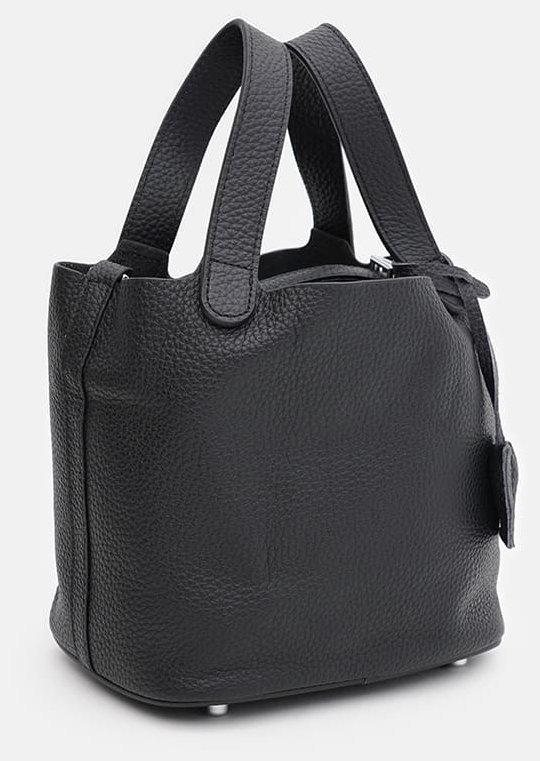 Невелика жіноча шкіряна сумка чорного кольору з двома ручками Keizer 71606