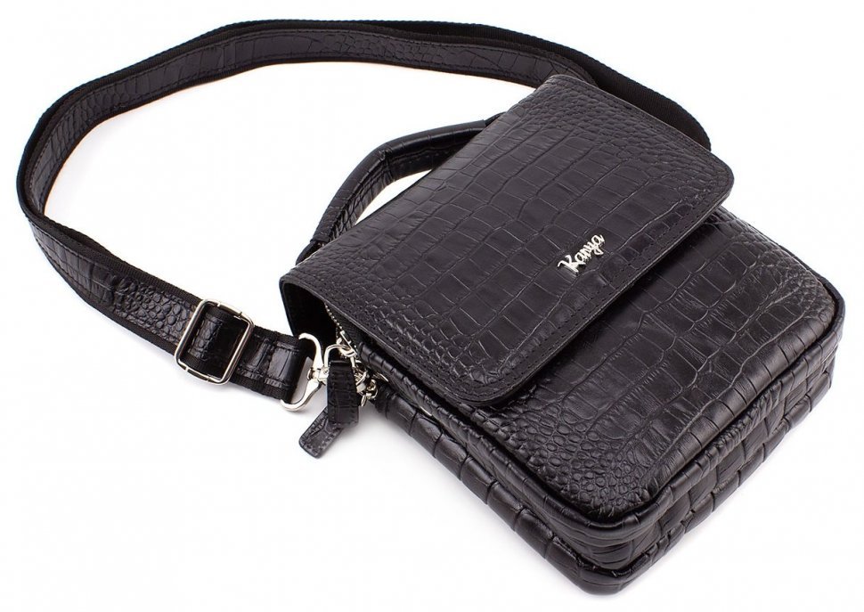 Шкіряна сумка чорного кольору з тисненням під крокодила KARYA (0795-53)