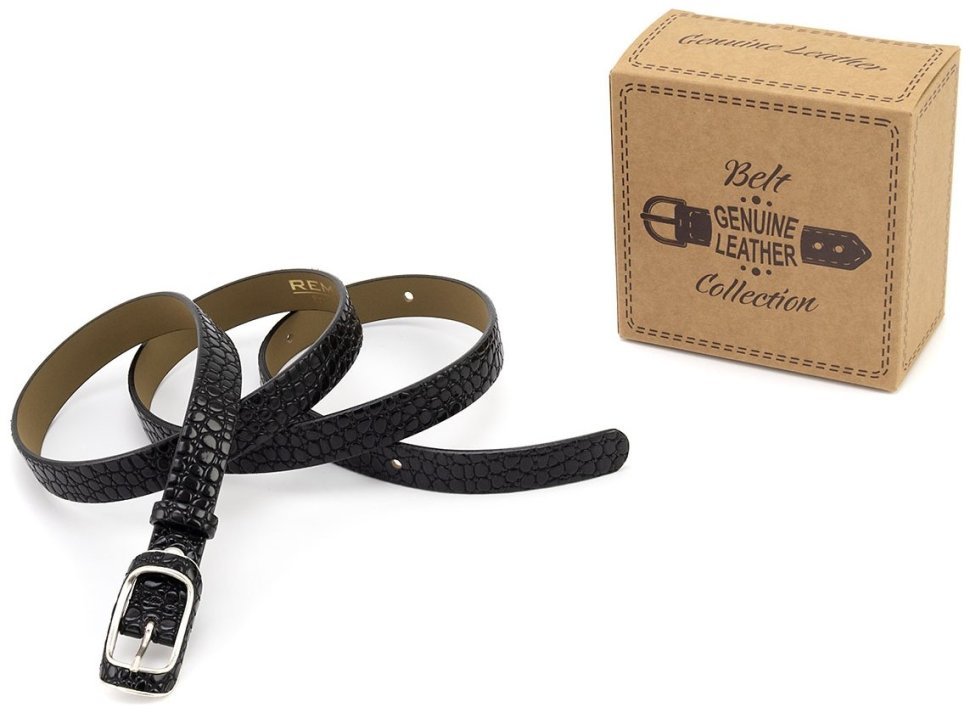 Узкий лаковый кожаный ремень с тестурой под рептилию Remar 21201 черного цвета modnotak фото №4