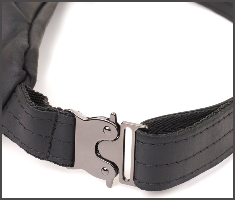 Классическая мужская сумка бананка из винтажной кожи черного цвета Shvigel 95106 фото №5 Классическая мужская сумка бананка из винтажной кожи черного цвета Shvigel 95106 modnotak фото №5