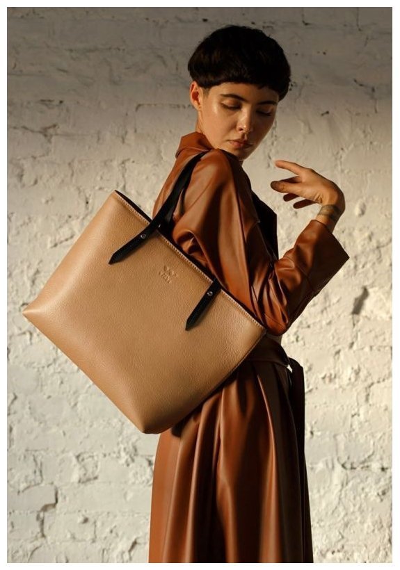 Женская сумка-шоппер из высококачественной натуральной кожи темно-бежевого цвета BlankNote Walker Mini 79106