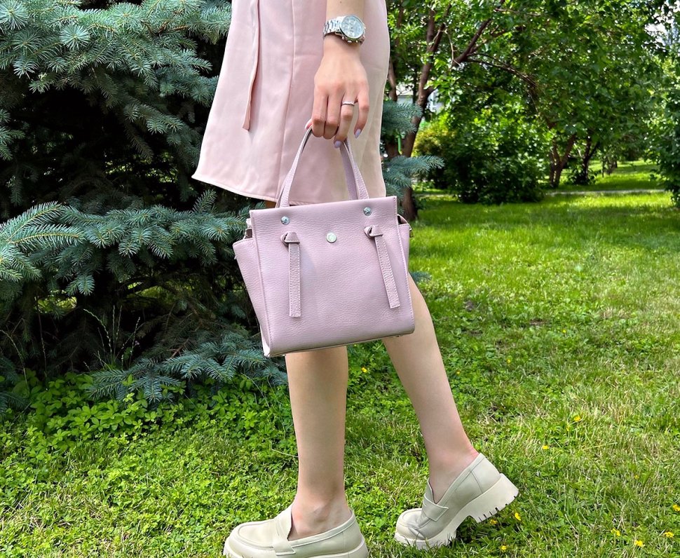 Компактна сумка жіноча з натуральної шкіри рожевого кольору з ручками KARYA (19591)
