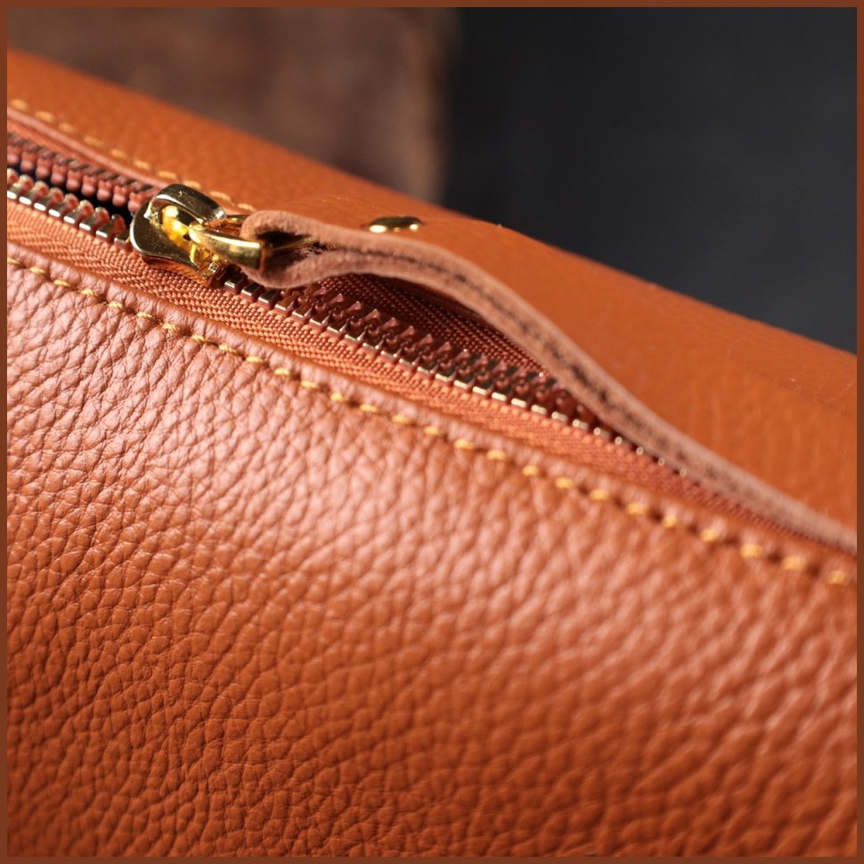 Жіноча сумка з натуральної шкіри коричневого кольору з однією лямкою Vintage 2422370