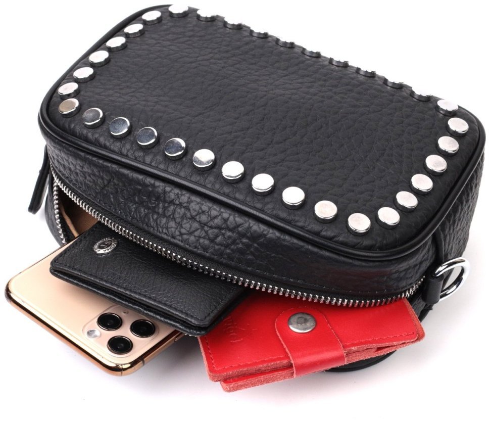 Кожаная женская сумка с металлическими кнопками Vintage 22333 Черная фото №6 Кожаная женская сумка с металлическими кнопками Vintage 22333 Черная modnotak фото №6