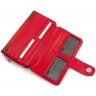 Женский кожаный кошелек-клатч красного цвета с фактурой под рептилию KARYA (19967) - 6