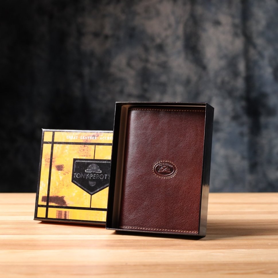 Кожаная обложка для паспорта старого образца с отделением для карточек Tony Perotti коричневая 108107 modnotak фото №9