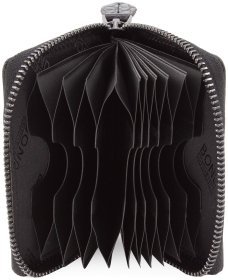 Кожаная визитница черного цвета на молнии Bond Non (10901)