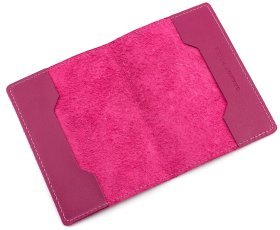 Яркая обложка для паспорта розового цвета Grande Pelle (13200)