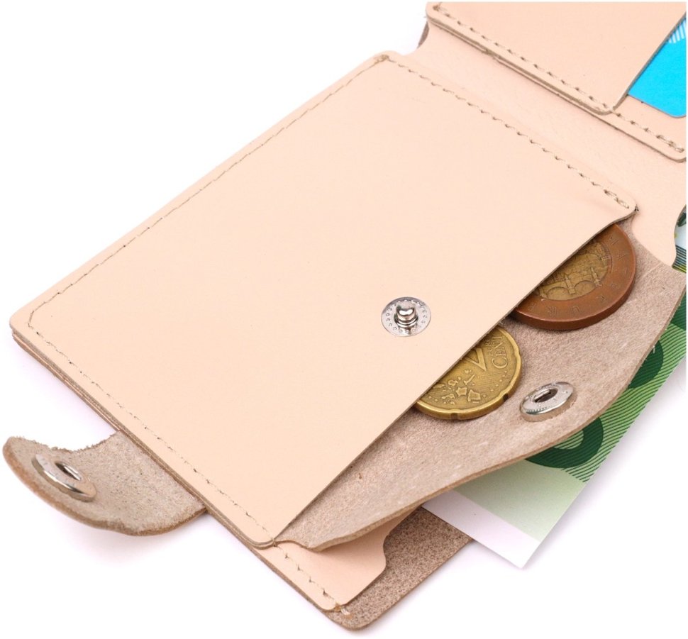 Жіночий гаманець із натуральної шкіри світло-бежевого кольору з монетницею SHVIGEL 2416623