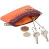 Жіноча шкіряна ключниця оранжево-рожевого кольору на блискавці Visconti Geno 69209 - 3