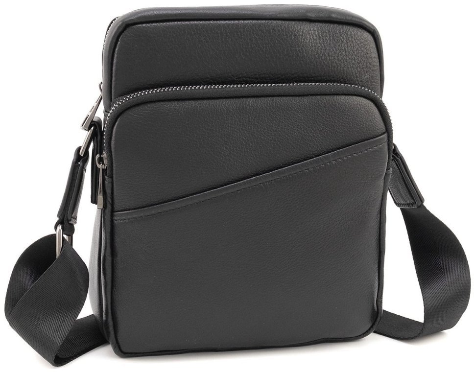 Кожаная мужская наплечная сумка Leather Collection 90810 черного цвета фото №1 Кожаная мужская наплечная сумка Leather Collection 90810 черного цвета modnotak фото №1