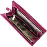 Яскраво-рожевий місткий гаманець з натуральної шкіри KARYA (2421096) - 7