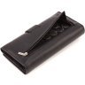 Чорний жіночий шкіряний гаманець великого розміру з хлястиком на кнопці ST Leather 1767410 - 4