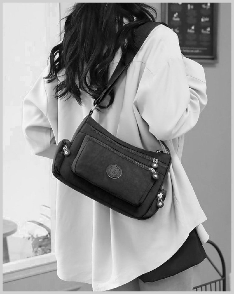 Женская сумка через плечо из текстильного материала в черном цвете Confident 77610