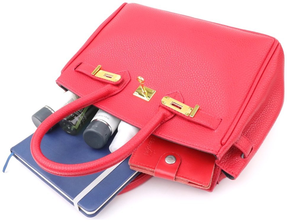 Повседневная женская сумка из качественного кожзама с маленькой ручкой Vintage красного цвета 97610 modnotak фото №6