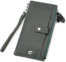 Универсальный кожаный кошелек зеленого цвета под купюры и карточки ST Leather (17392)