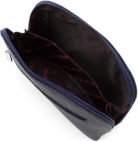 Вместительная женская кожаная косметичка синего цвета на молниевой застежке KARYA (19958)