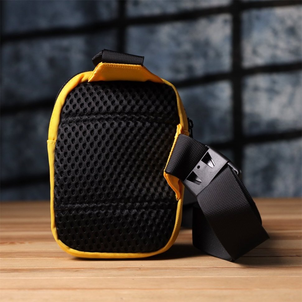 Яркая компактная слинг-сумка из прочного текстиля на каждый день Vintage желтого цвета 97611 modnotak фото №8