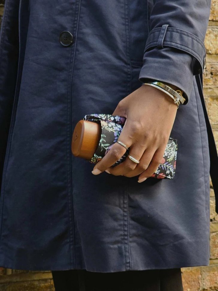 Женский мини зонт Fulton L501 Tiny-2 Meadow Fields (складная, механика, с узором цветов) 108011 modnotak фото №5