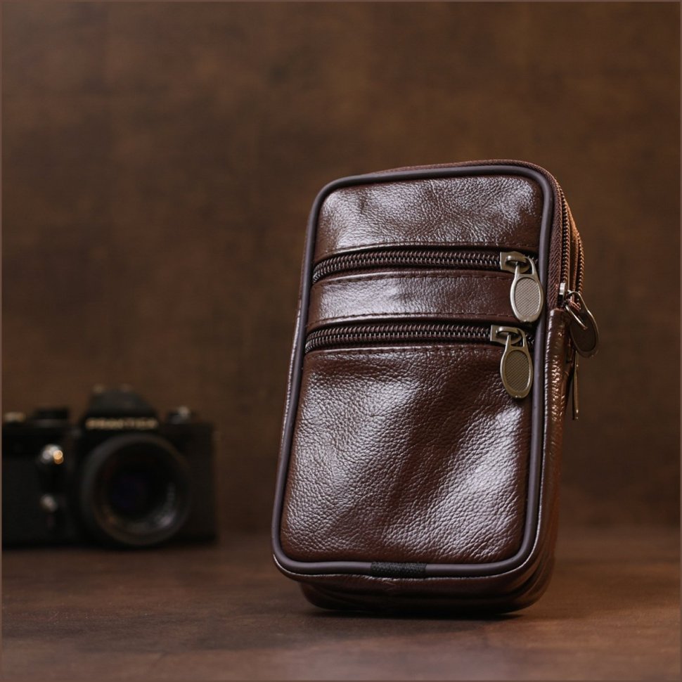 Чоловіча маленька шкіряна сумка на пояс коричневого кольору Vintage 2420471